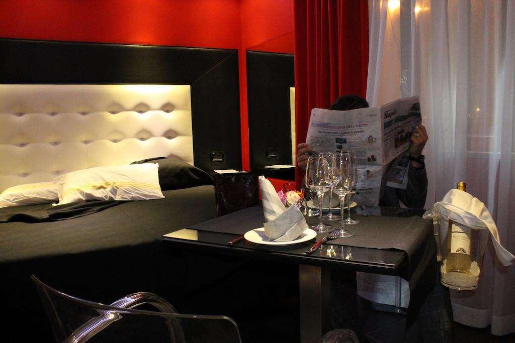 Kleopatra Design Hotel Nápoly Szoba fotó