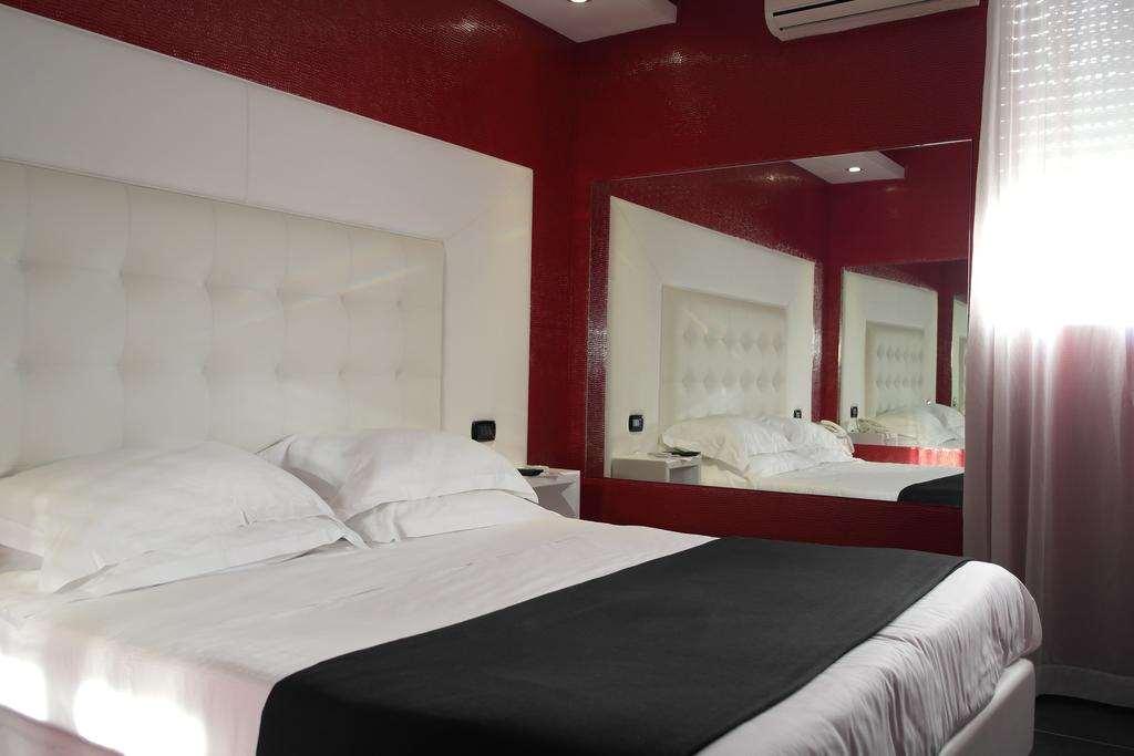 Kleopatra Design Hotel Nápoly Szoba fotó